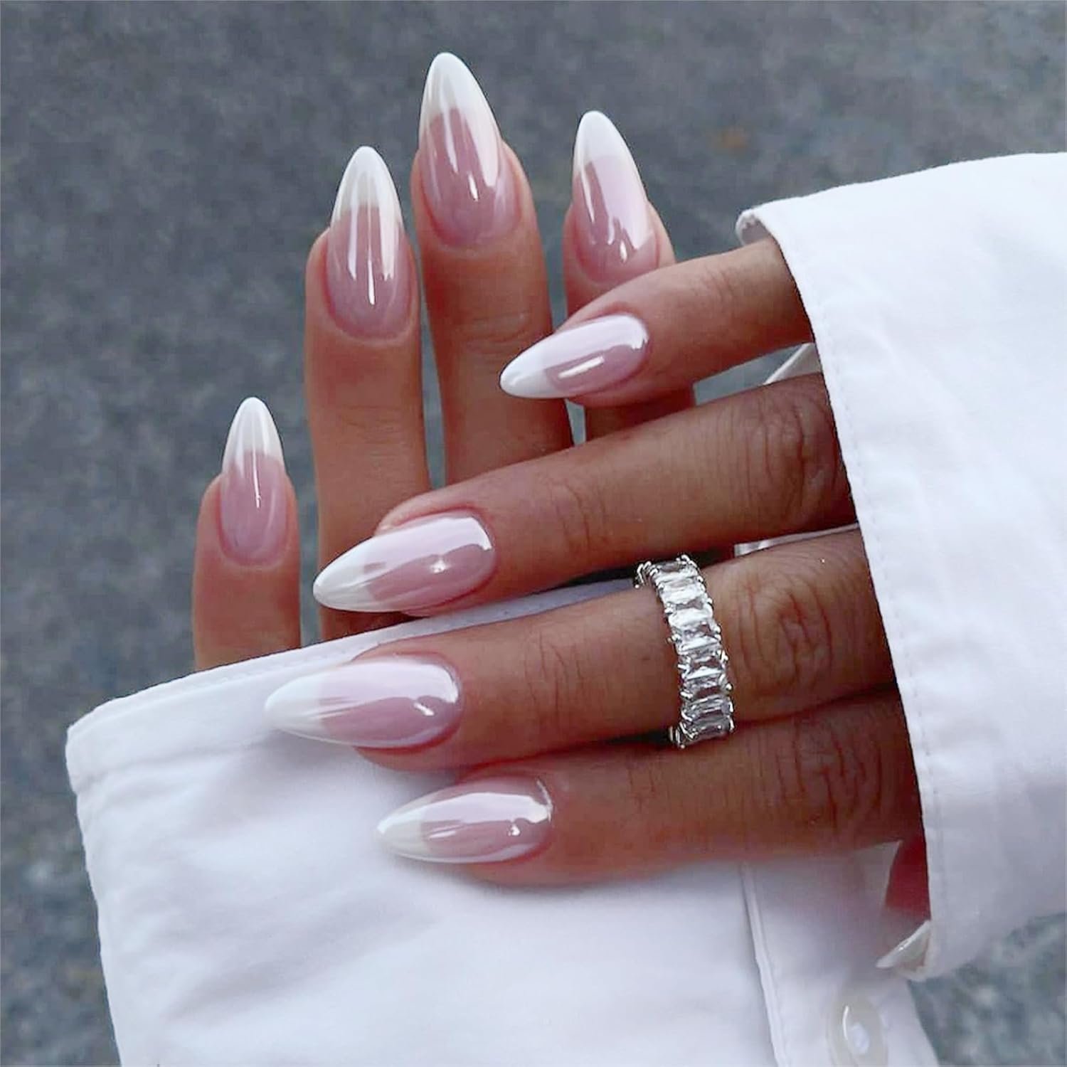 Press On Nails – Almond Fake Nails – French Tip False Nails Press ons – Medium Glue on Nails with Chrome Design – for Women Stick on Nail 24Pcs